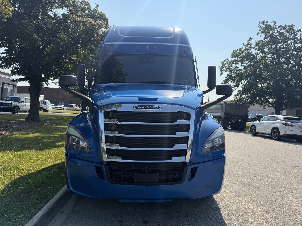 2022 Freightliner Cascadia in York Street Elmhurst, IL
