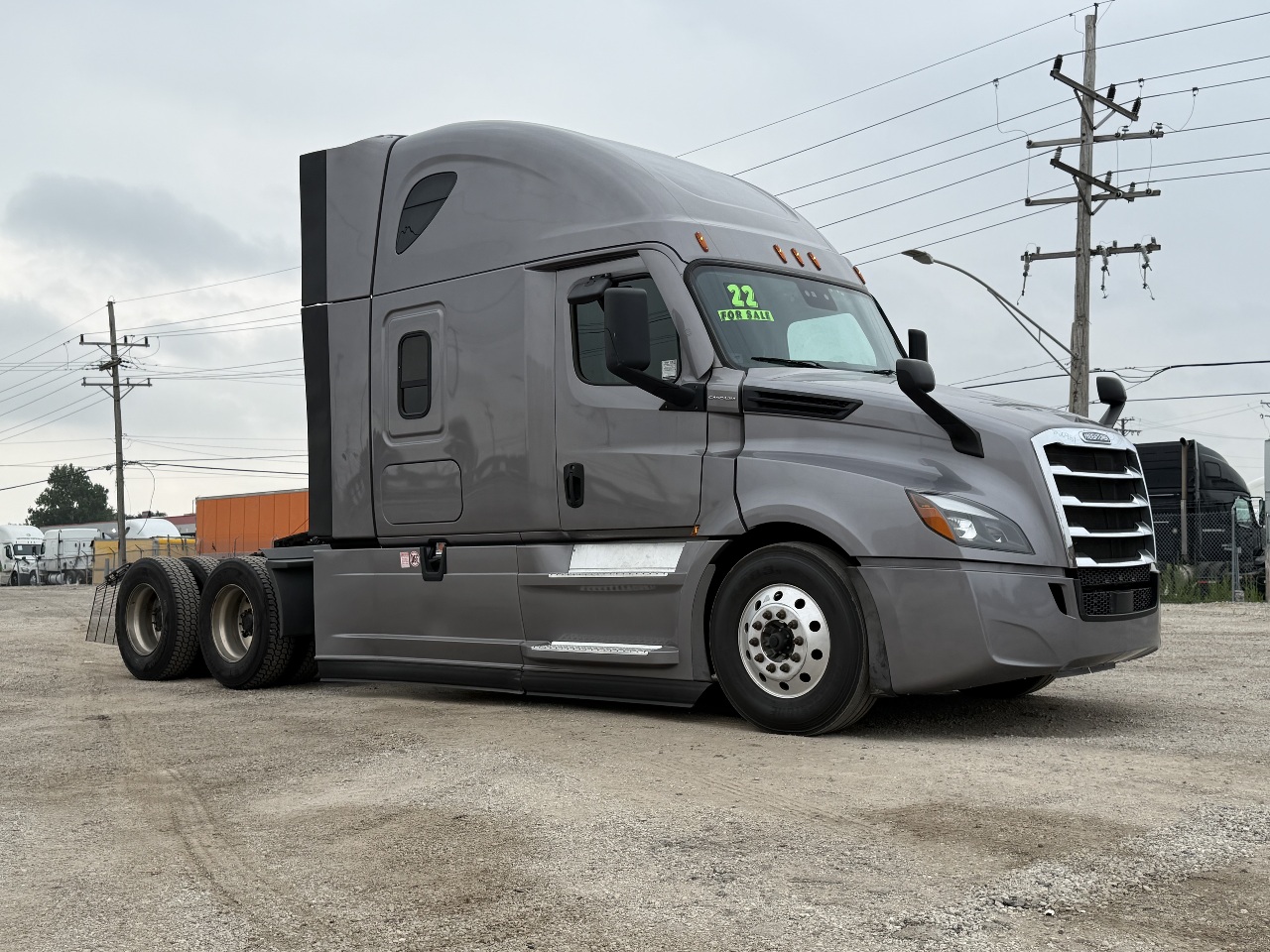 2022 Freightliner Cascadia in York Street Elmhurst, IL — photo 2