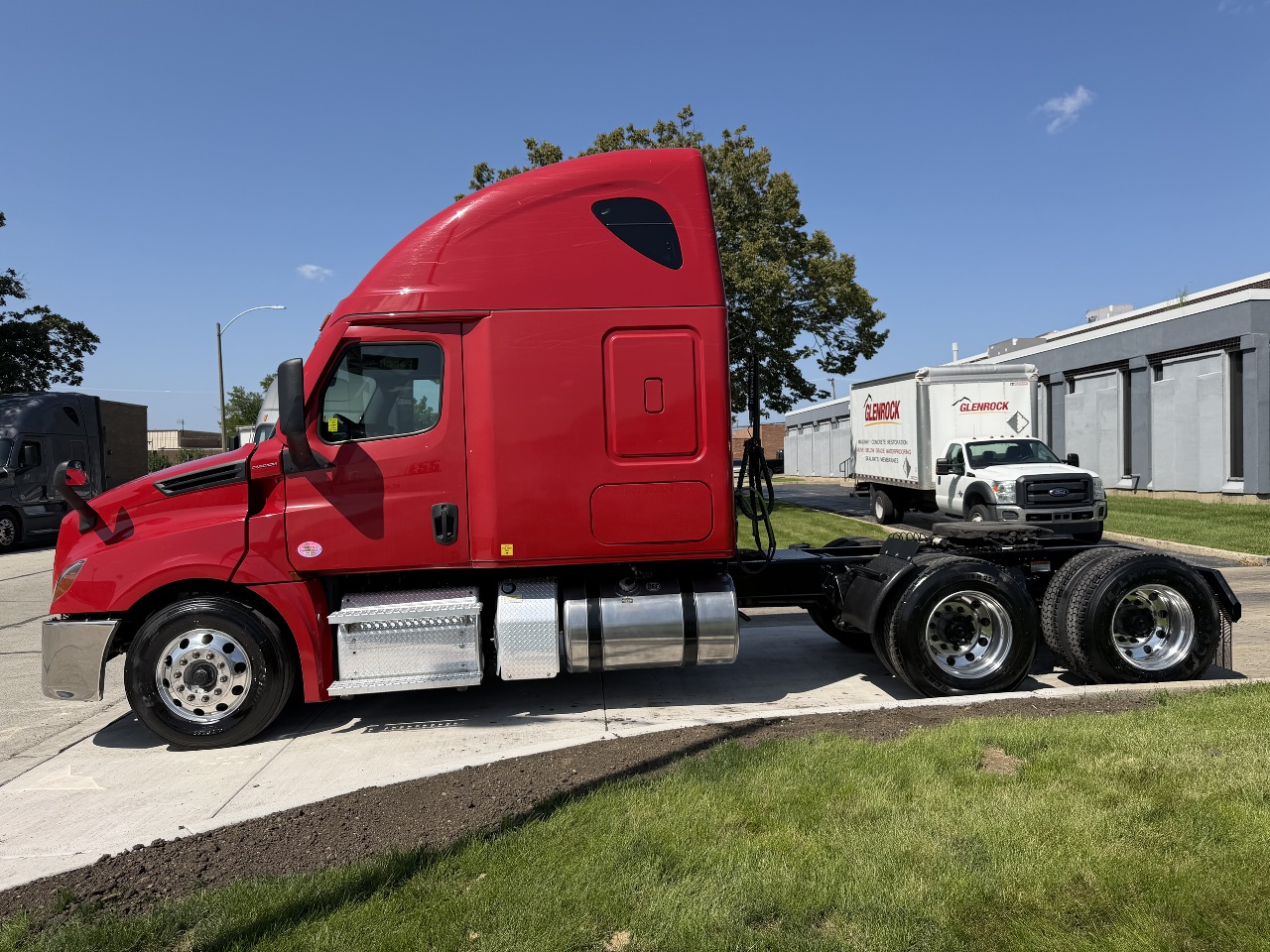 2021 Freightliner Cascadia in York Street Elmhurst, IL — photo 5