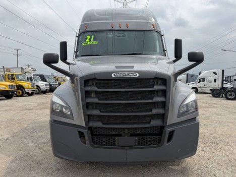 2021 FREIGHTLINER PT126SLP Tandem Axle Sleeper #49195