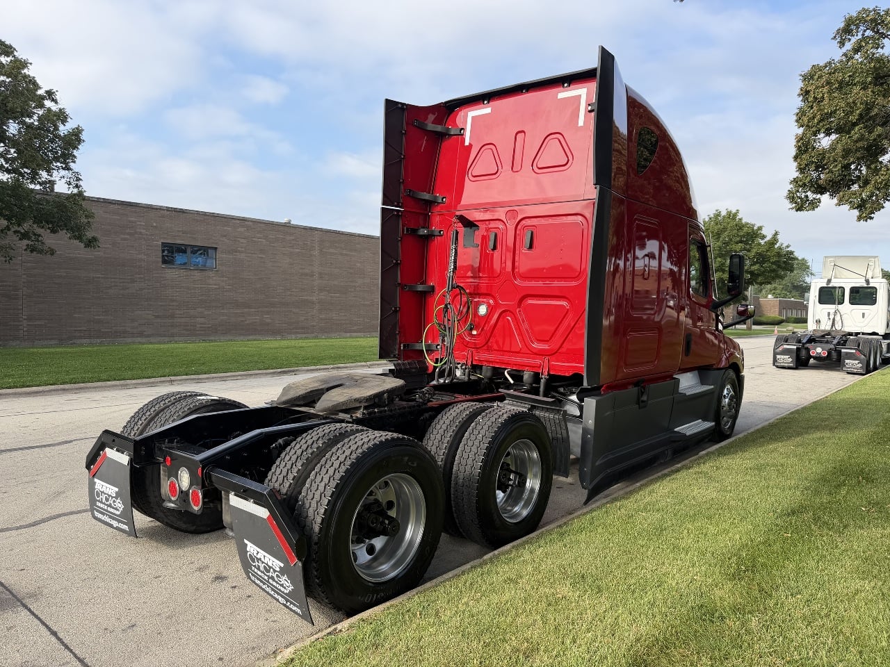 2023 Freightliner Cascadia in York Street Elmhurst, IL — photo 6