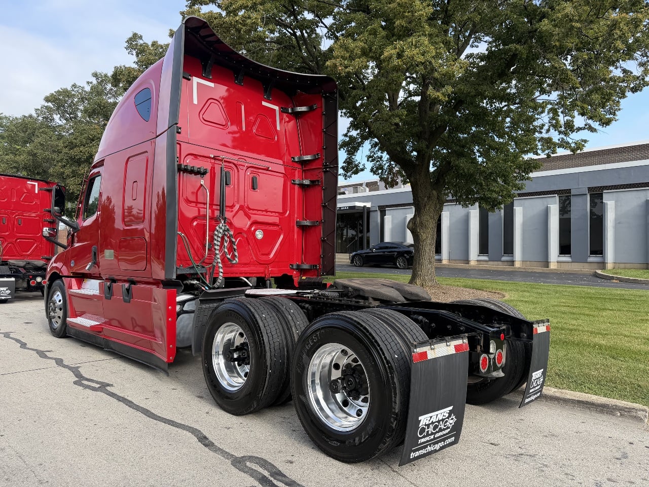 2023 Freightliner Cascadia in York Street Elmhurst, IL — photo 8