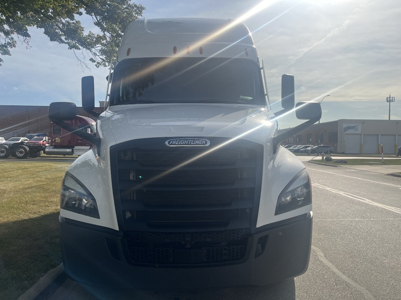 2023 Freightliner Cascadia in York Street Elmhurst, IL — photo 3