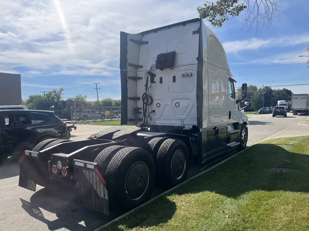 2022 Freightliner Cascadia in York Street Elmhurst, IL — photo 5