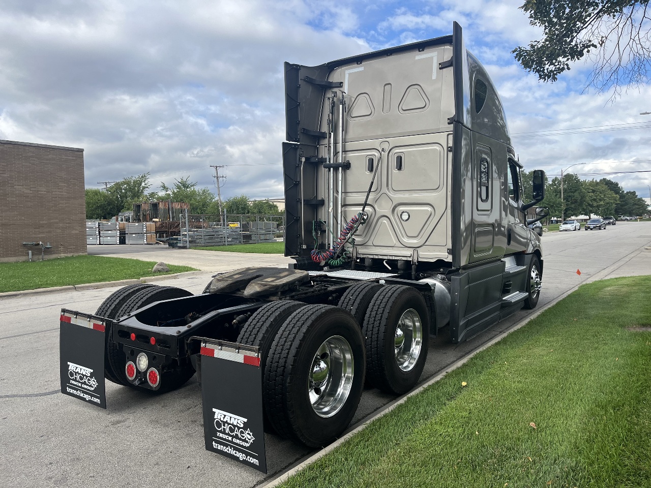 2023 Freightliner Cascadia in York Street Elmhurst, IL — photo 6