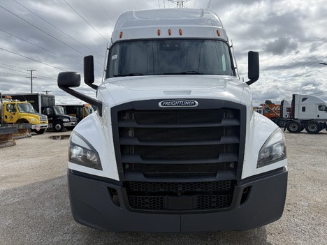 2023 FREIGHTLINER PT126SLP Tandem Axle Sleeper #49544
