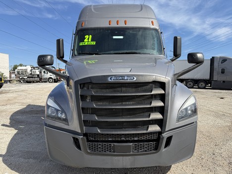 2021 FREIGHTLINER PT126SLP Single Axle Sleeper #49610