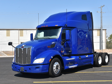2019-peterbilt-579-sleeper #11451
