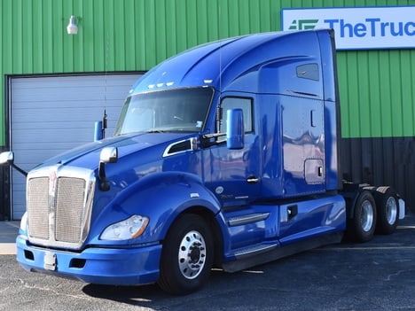 2021-kenworth-t680-sleeper #11540