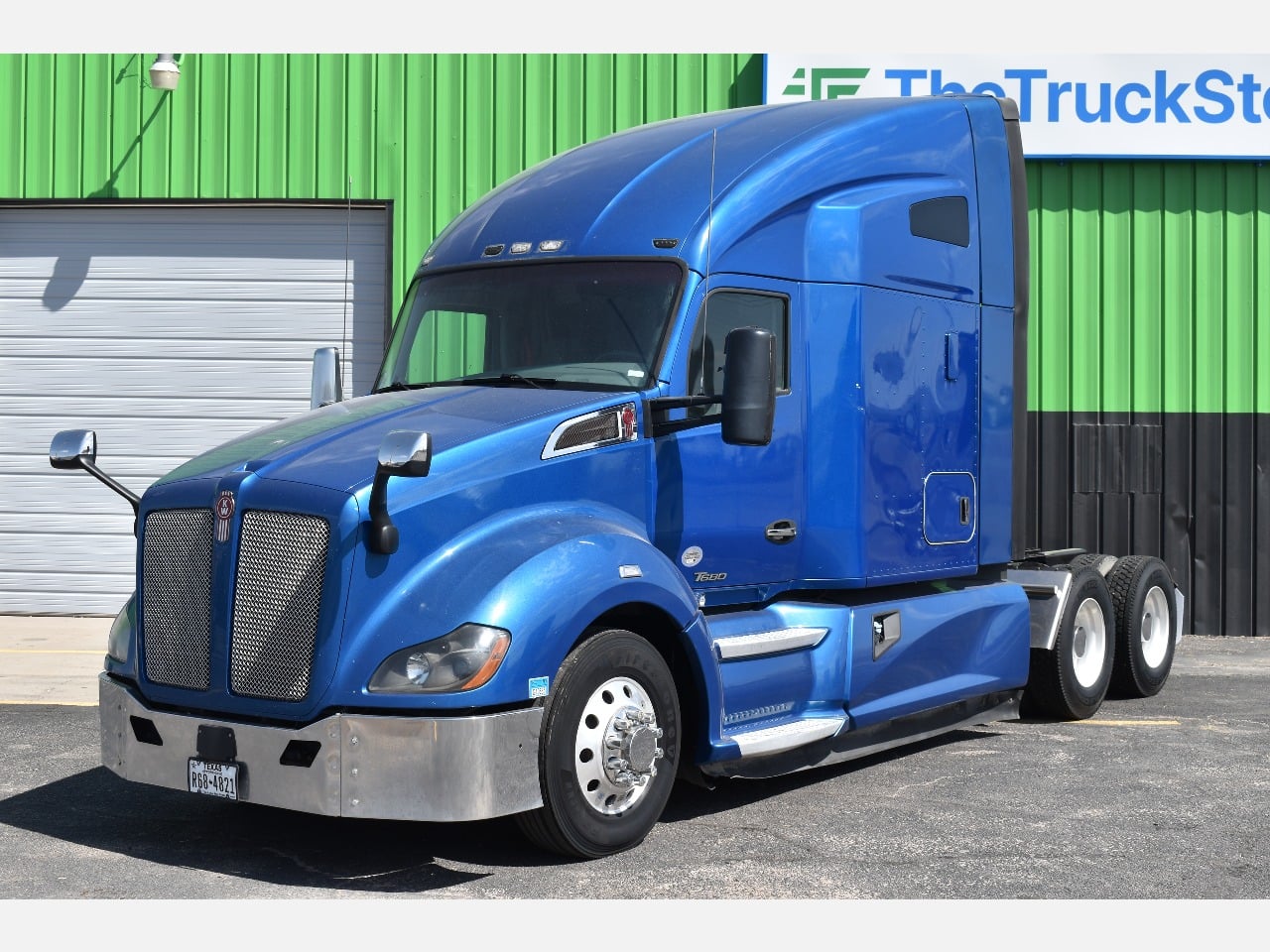 2019 KENWORTH T680 Sleeper #3434 2019 KENWORTH T680 Sleeper #3434