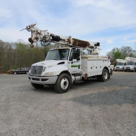 2014 INTERNATIONAL 4300 SBA Bucket Boom Truck #