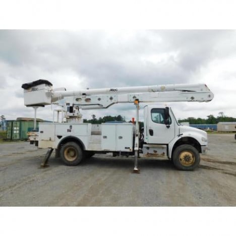 2013 FREIGHTLINER M2-106 Bucket Boom Truck #