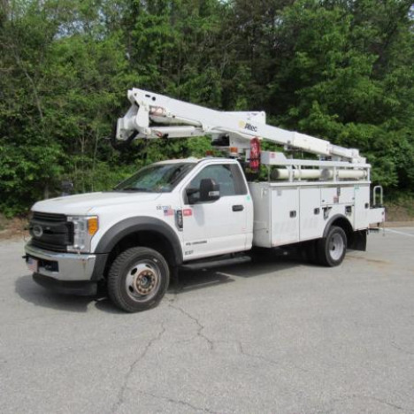 2017 FORD F550 Bucket Boom Truck #