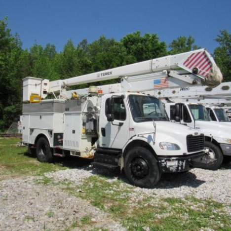 2011 FREIGHTLINER M2-106 Bucket Boom Truck #
