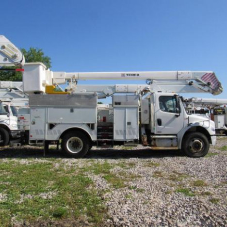 2011 FREIGHTLINER M2-106 Bucket Boom Truck #