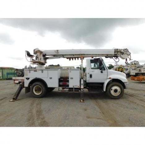 2014-international-durastar-digger-derrick-truck #1452386