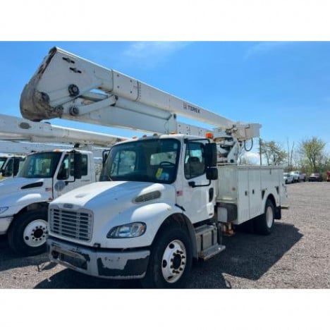 2011 FREIGHTLINER M2-106 Bucket Boom Truck #