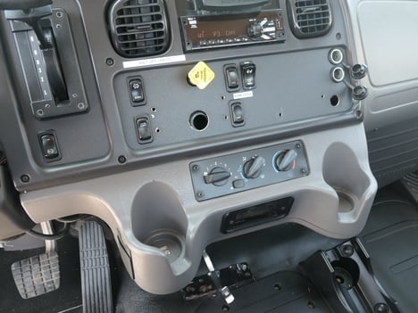 https://pub.imanpro.net/trukg/photo/6435/TH_14.jpg?20260819095717