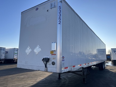 2020 UTILITY 4300D-X Van Trailer