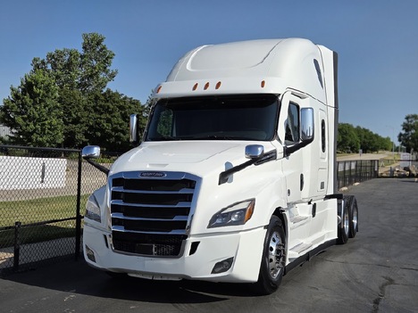 2021-freightliner-cascadia-ca126-tandem-axle-sleeper #1446