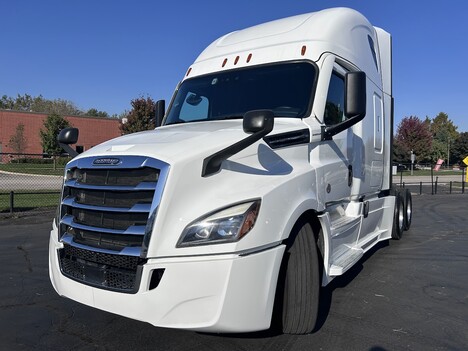 2021-freightliner-cascadia-ca126-tandem-axle-sleeper #1457