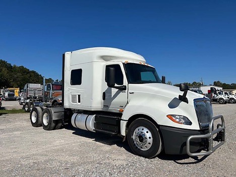 2020 INTERNATIONAL LT 625 Sleeper #3974