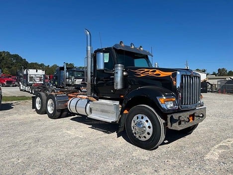 2022 INTERNATIONAL HX Daycab #3975 2022 INTERNATIONAL HX Daycab #3975