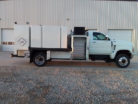 2024 INTERNATIONAL CV Fuel-Lube Truck #3993 2024 INTERNATIONAL CV Fuel-Lube Truck #3993