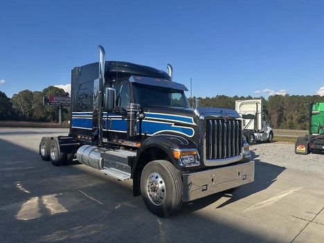 2026 INTERNATIONAL HX 520 Sleeper #4027