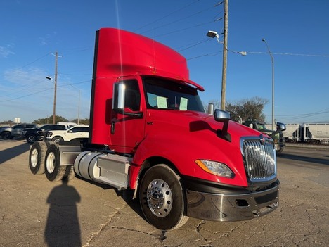 2020-international-lt-625-daycab #4038
