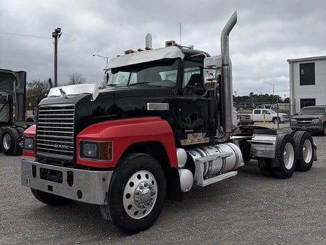 2019 MACK P64T Daycab #4039 2019 MACK P64T Daycab #4039