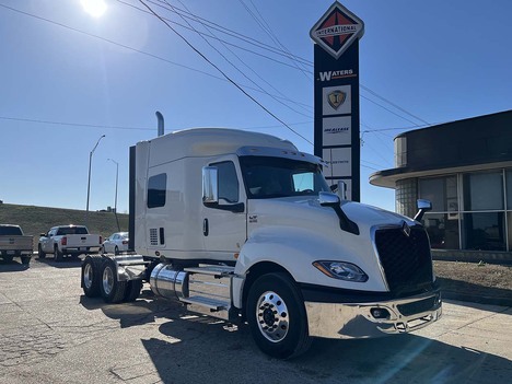 2026 INTERNATIONAL LT 625 Sleeper #4067