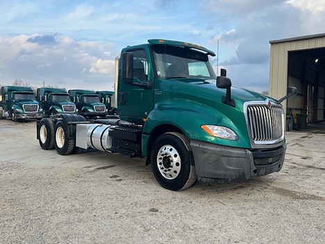 2016 INTERNATIONAL PROSTAR Daycab #4085