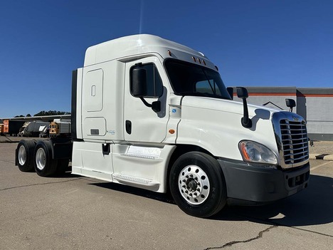 2015 FREIGHTLINER CASCADIA 125 EVOLUTION Sleeper #4089