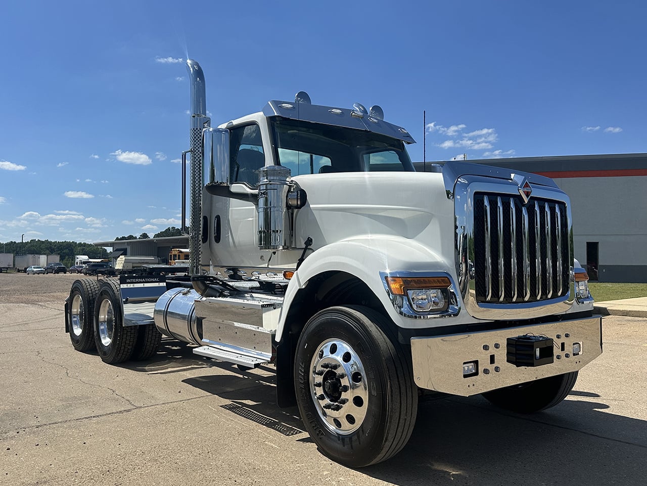 2027 INTERNATIONAL HX 520 Daycab #1 2027 INTERNATIONAL HX 520 Daycab #1
