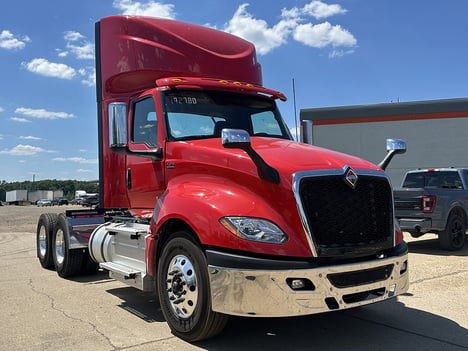 2027 INTERNATIONAL LT 625 Daycab #4166 2027 INTERNATIONAL LT 625 Daycab #4166