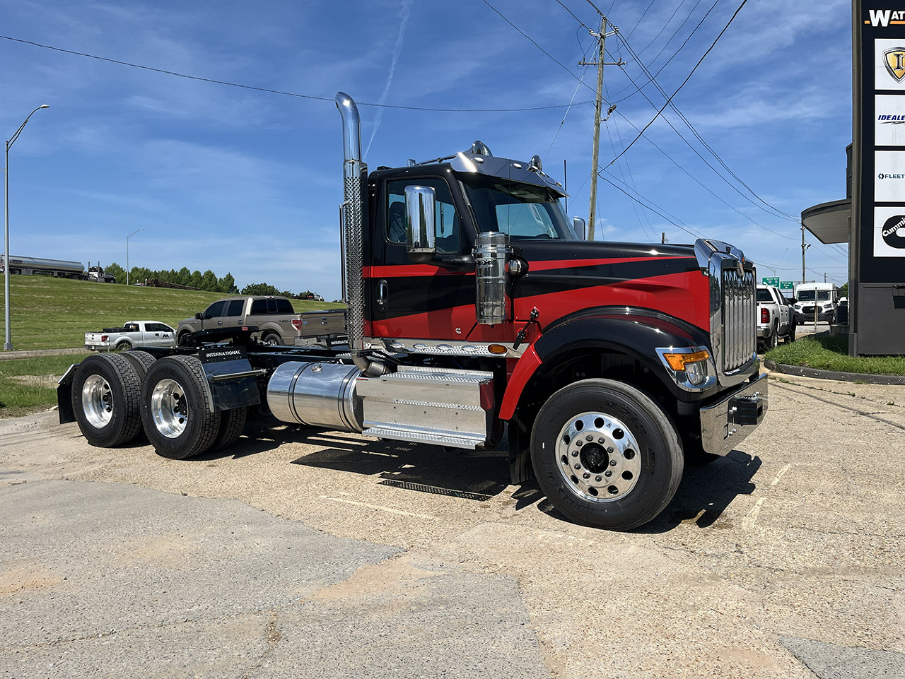 2027 INTERNATIONAL HX 520 Daycab #1 2027 INTERNATIONAL HX 520 Daycab #1