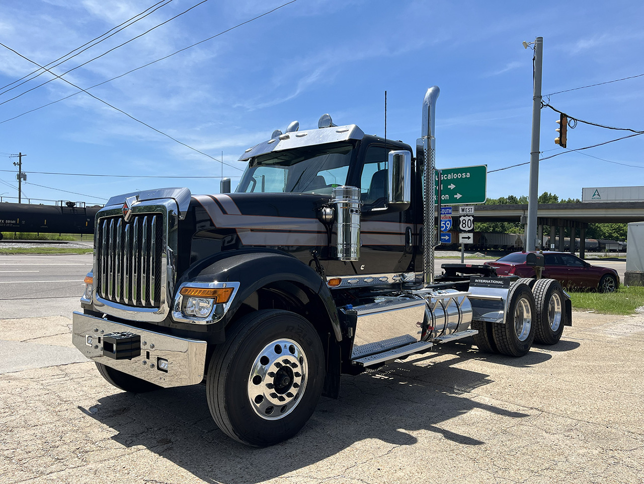 2027 INTERNATIONAL HX 520 Daycab #1 2027 INTERNATIONAL HX 520 Daycab #1