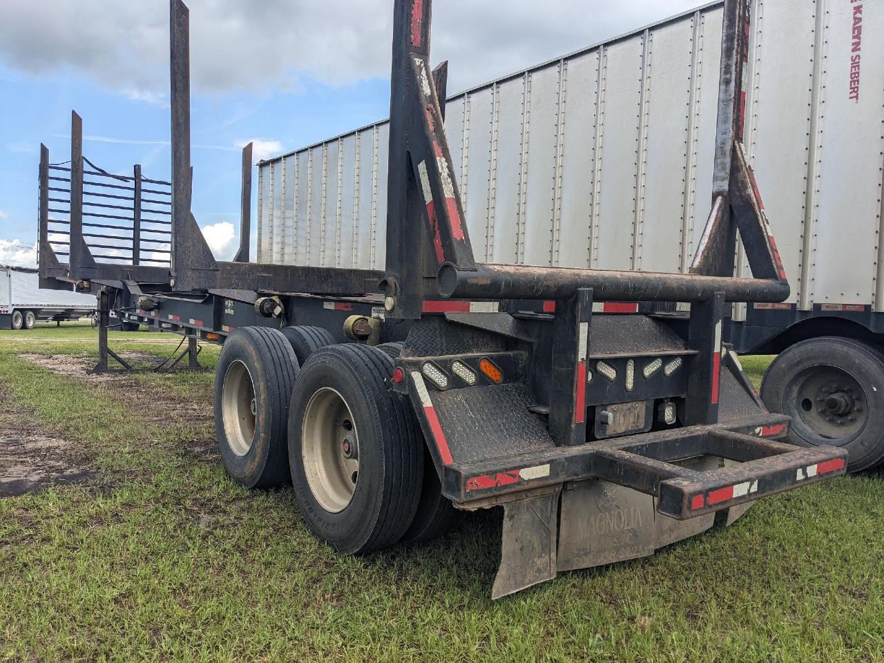 2017 MAGNOLIA 4 BOLSTER Forestry - Log Trailer #1 2017 MAGNOLIA 4 BOLSTER Forestry - Log Trailer #1