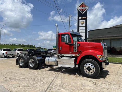 2027-international-hx-520-daycab #4245