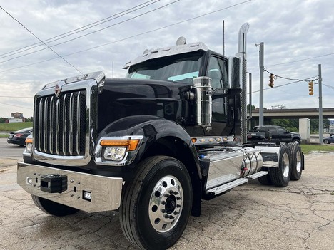 2027-international-hx-520-daycab #4246