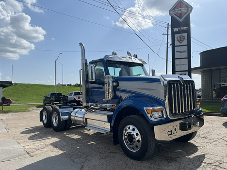 2027-international-hx-520-daycab #4273