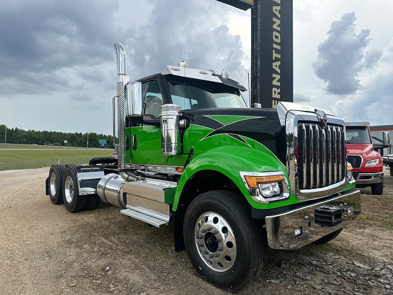 2027 INTERNATIONAL HX 520 Daycab #1 2027 INTERNATIONAL HX 520 Daycab #1