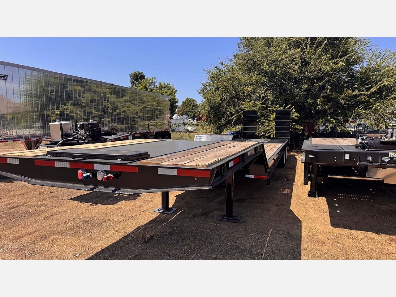 2026 WOODS LB-35H Lowboy Trailer #1 2026 WOODS LB-35H Lowboy Trailer #1
