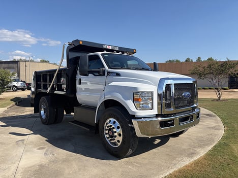 2027 FORD F-750 Dump Truck #4341 2027 FORD F-750 Dump Truck #4341